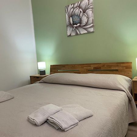 Casa Ai Tre Campanili Apartment Gela Bagian luar foto