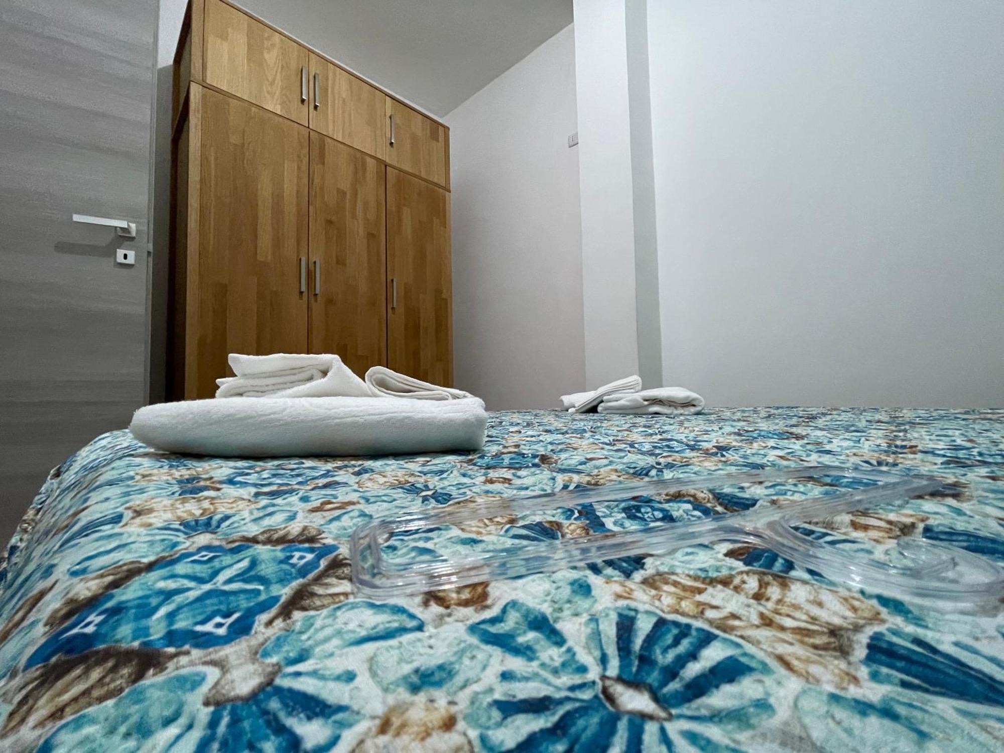 Casa Ai Tre Campanili Apartment Gela Bagian luar foto