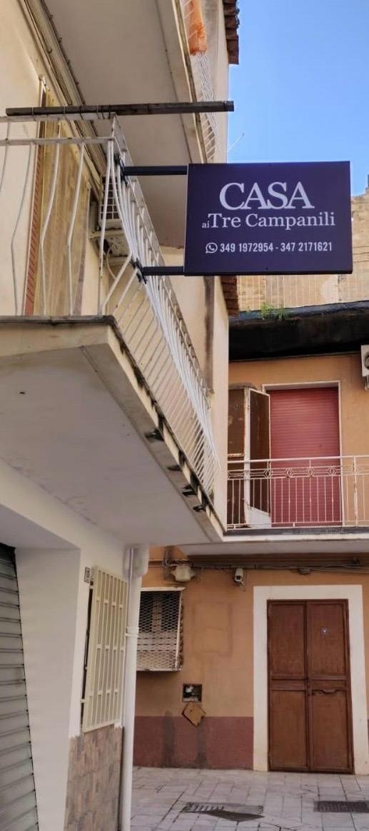 Casa Ai Tre Campanili Apartment Gela Bagian luar foto
